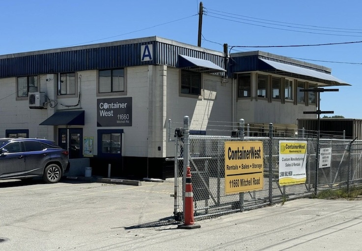 Storage Units at StorePlex Storage - Abbotsford - Abbotsford, BC